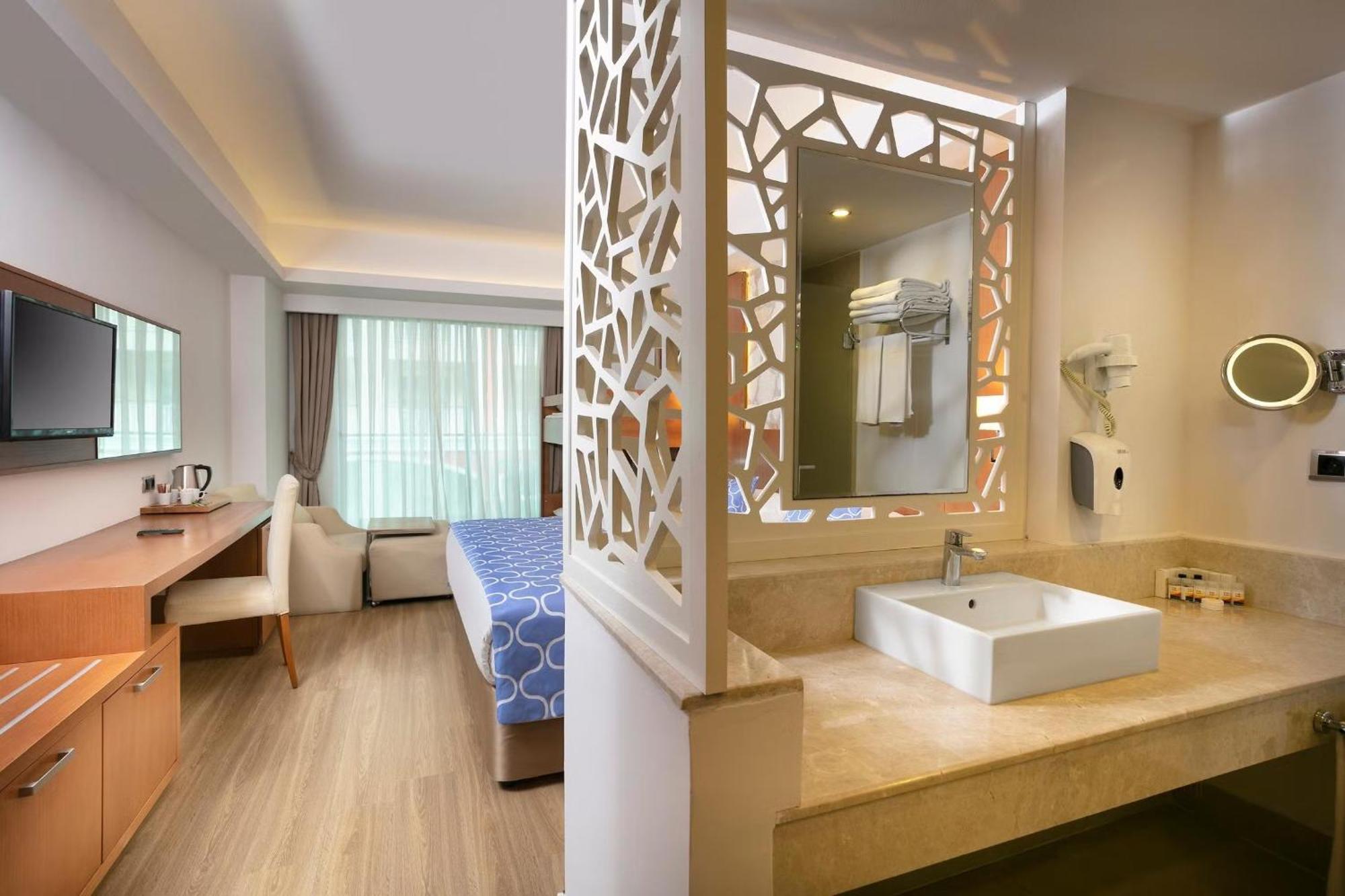 Armas Life Belek Hotel Szoba fotó