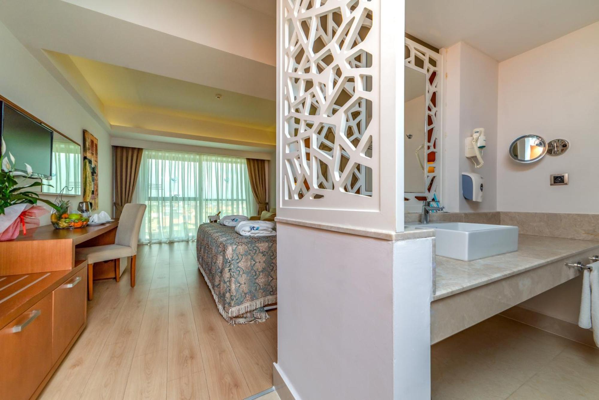 Armas Life Belek Hotel Szoba fotó